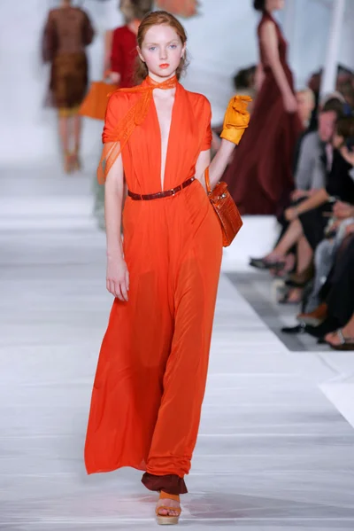 Look 60